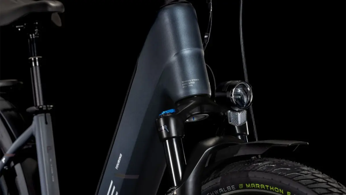 Cube Touring Hybrid Pro 625 Easy Entry gris métallisé et chrome (2025) – Image 2