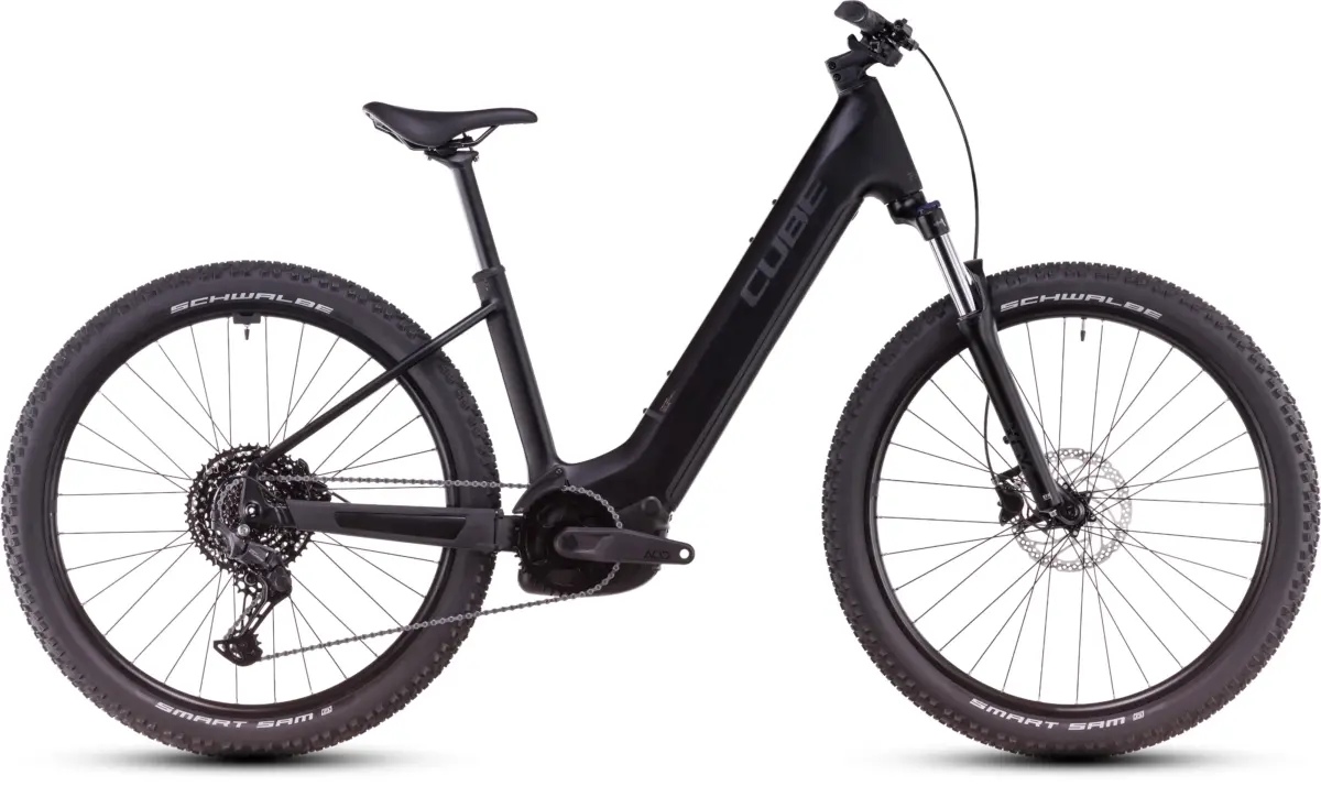 Cube Reaction Hybrid ONE 800 Easy Entry ligne noire (2025) – Image 1