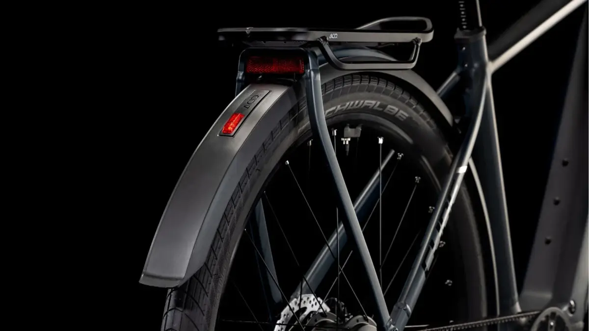 Cube Kathmandu Hybrid Comfort Pro 800 night'n'chrome (2025) – Image 4