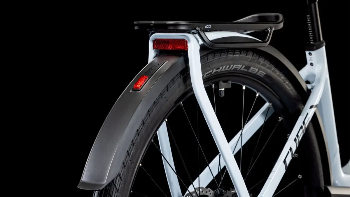 Cube Kathmandu Hybrid ONE 800 Easy Entry blanc polaire et noir (2025) – Image 3