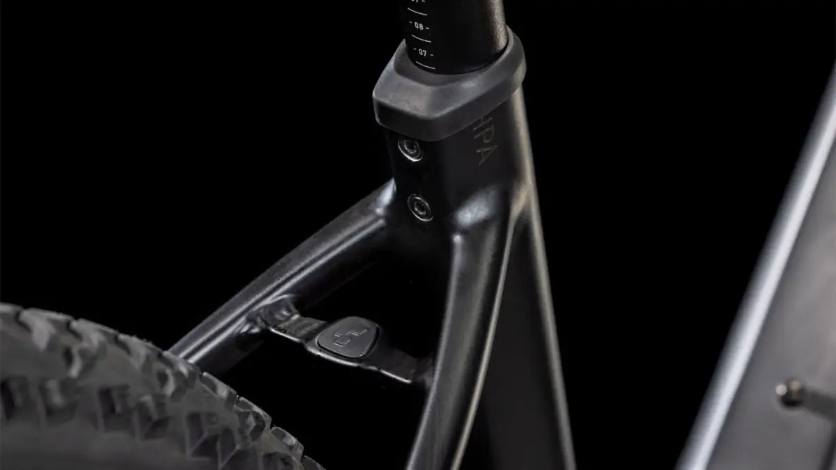 Cube Reaction Hybrid ONE 800 Easy Entry ligne noire (2025) – Image 3