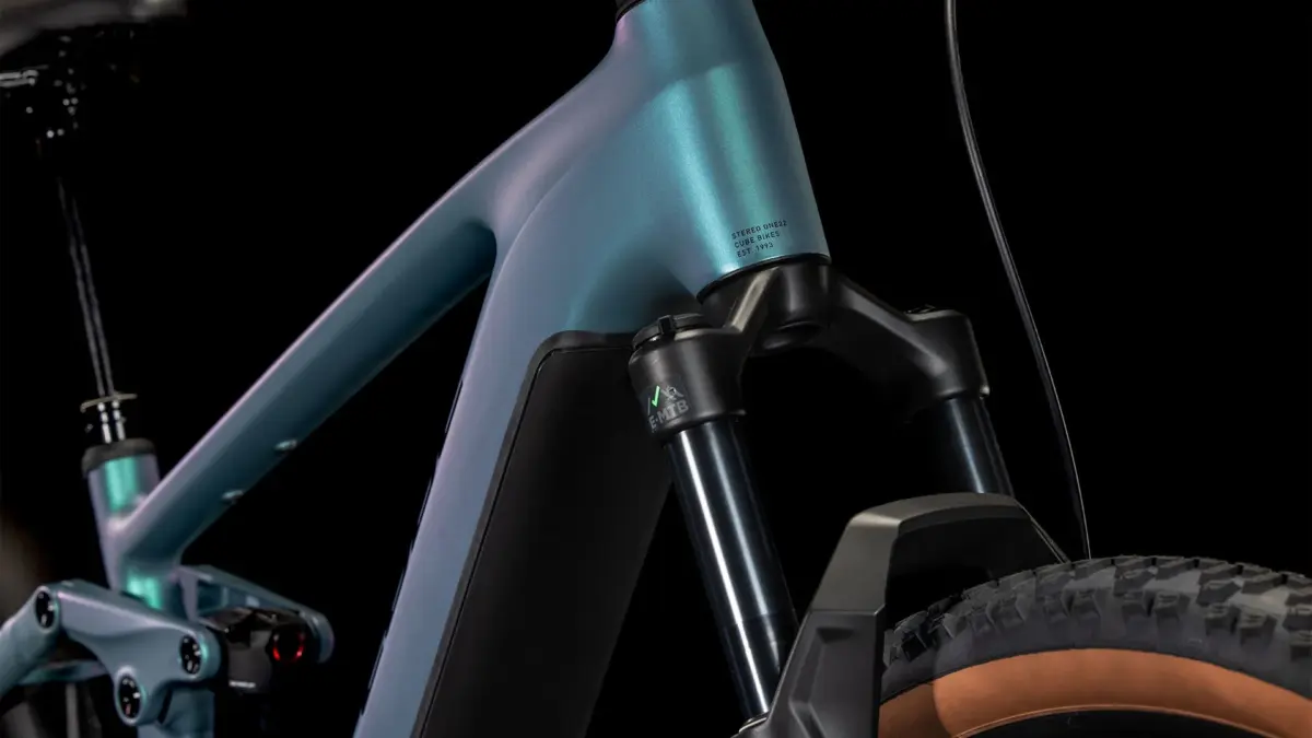 Cube Stereo Hybrid ONE22 Race 800 gris émeraude et noir (2025) – Image 2