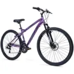 Velo VTT Huffy Extent pour femmes 27,5" Semi-Rigide - Shimano 18 vitesses, violet brillant + noir – Image 2