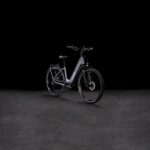 Cube Touring Hybrid Pro 625 Easy Entry gris métallisé et chrome (2025) – Image 8